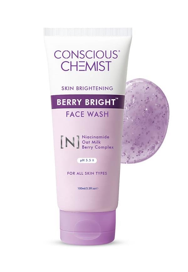 Berry Bright Pore Refining Face Wash with Niacinamide