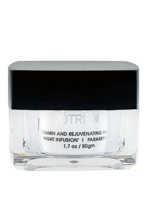 Multi Vitamin And Rejuvenating Night Crème