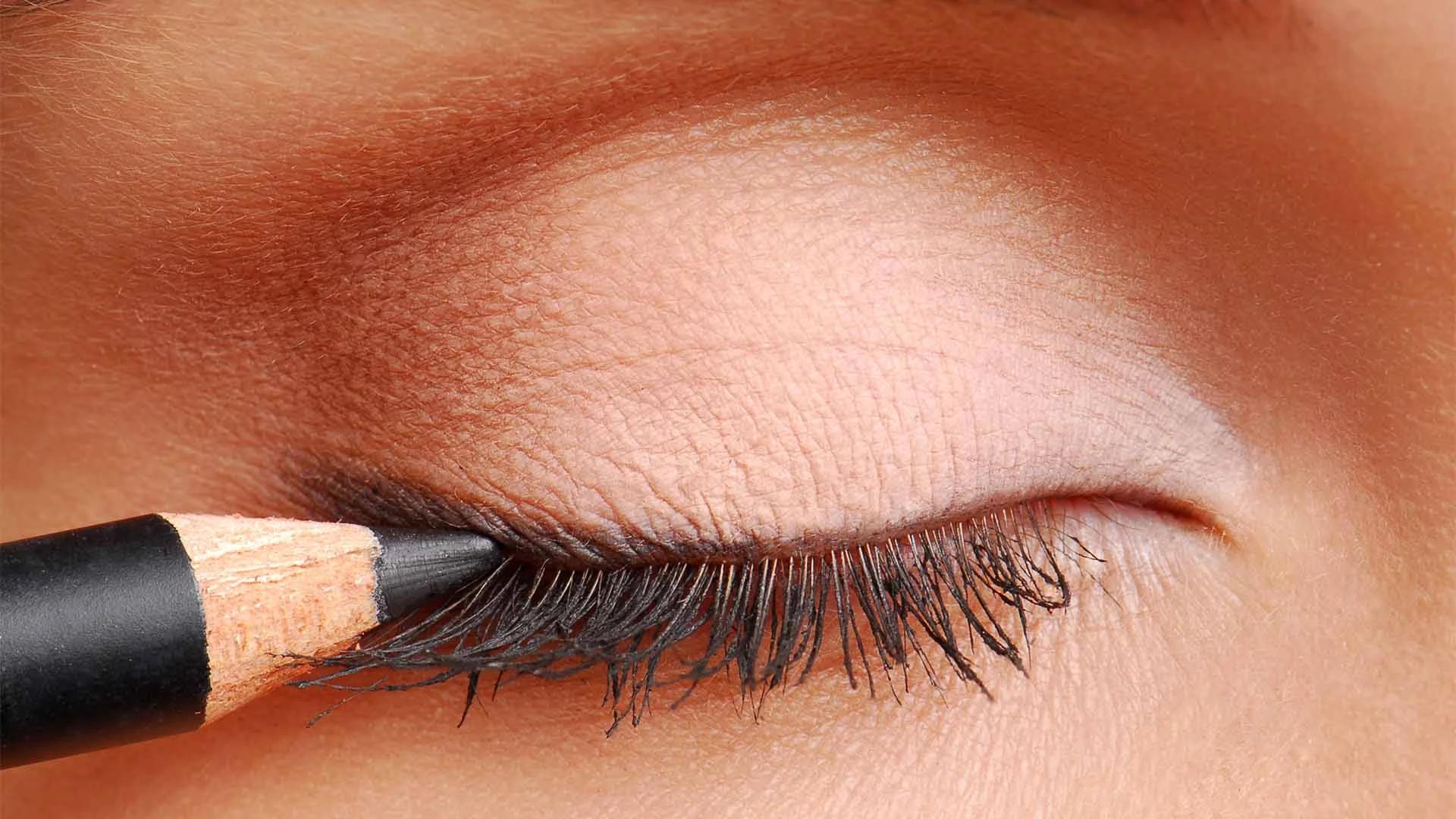 Simple Eye Makeup Looks: A Step-by-Step Tutorial for Beginners