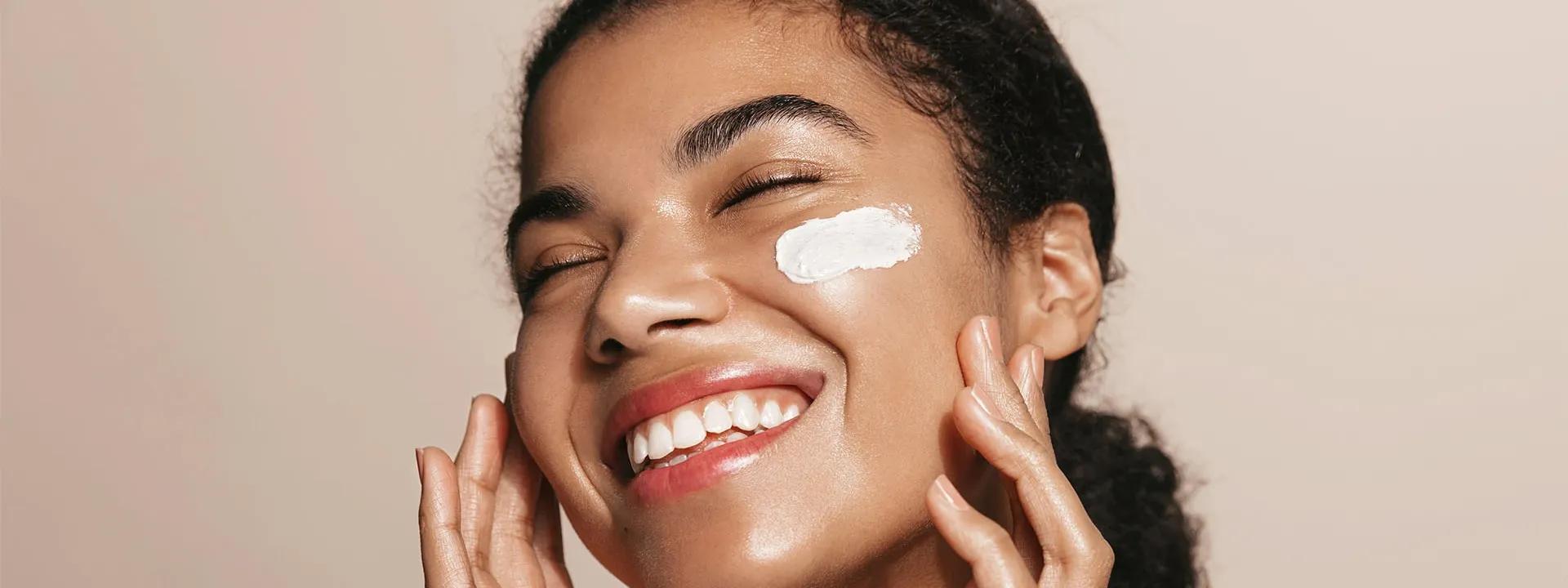 7 Natural Remedies for Glowing Skin at Home