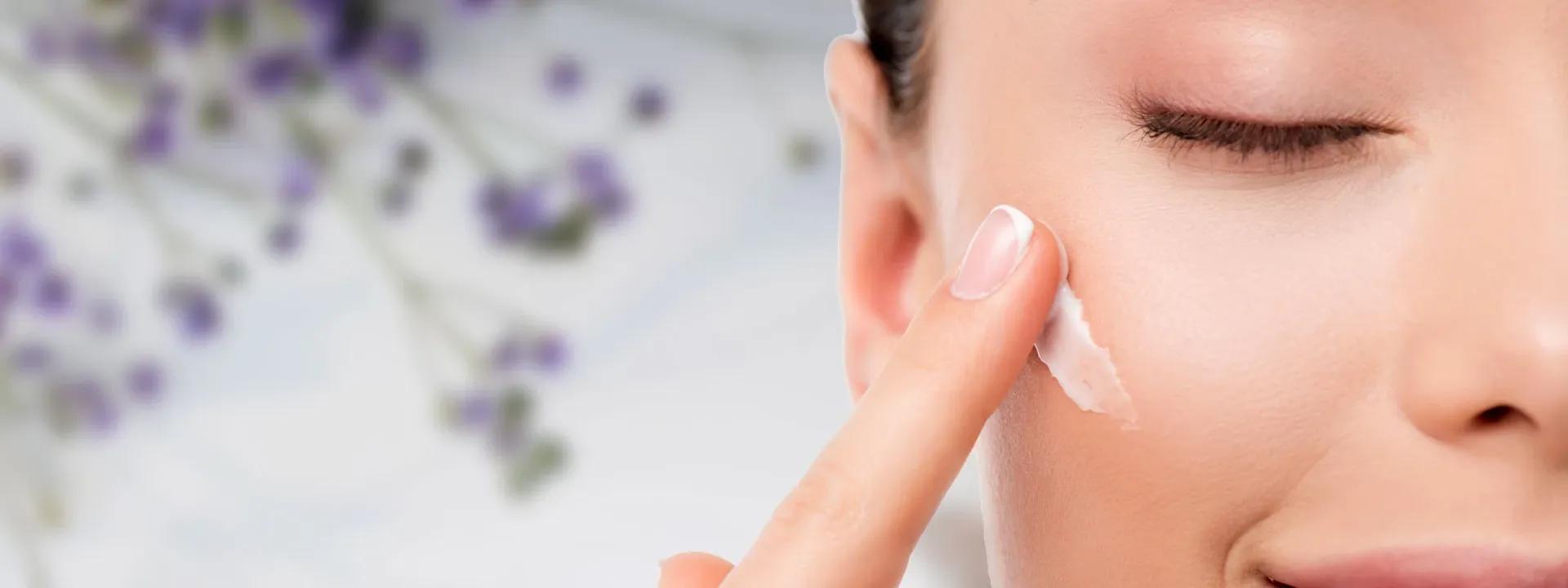 10 Best Oil-Free Moisturizers for Radiant, Non-Greasy Skin