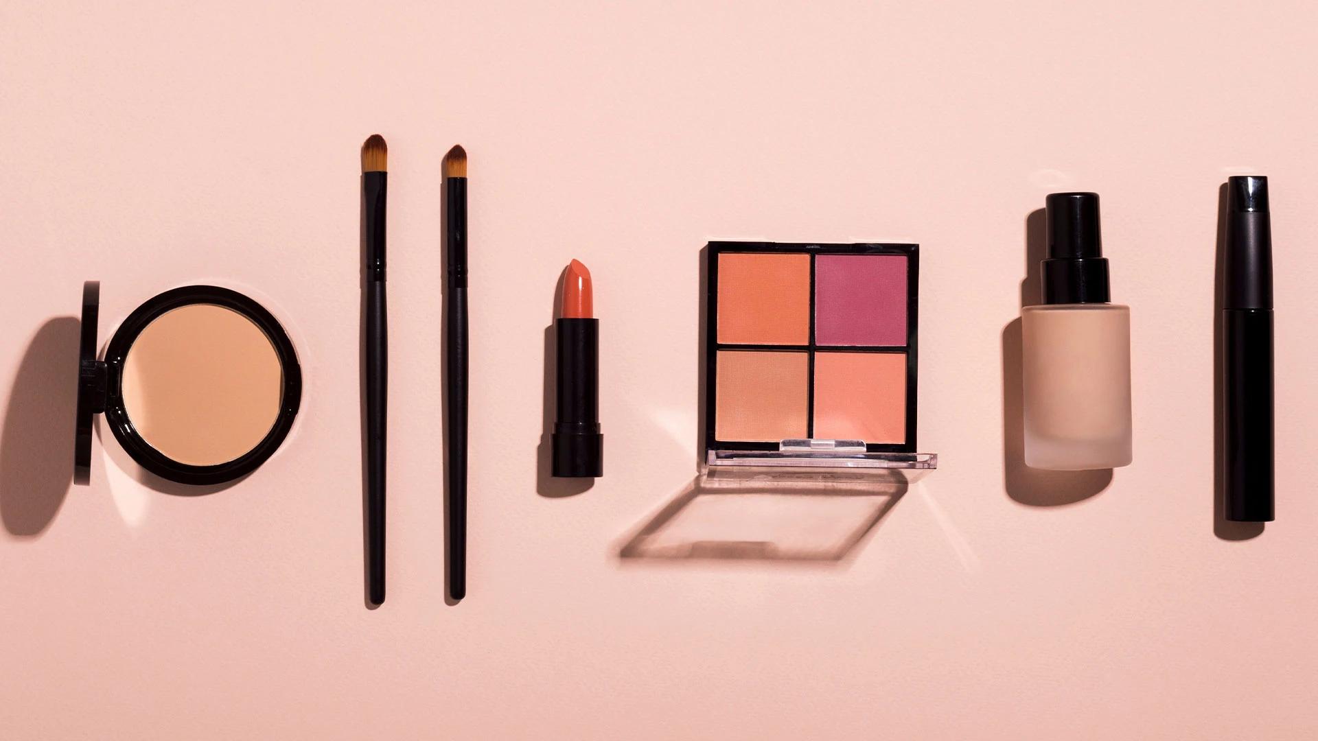 12 Best Affordable Makeup Sets for Budget Beauty