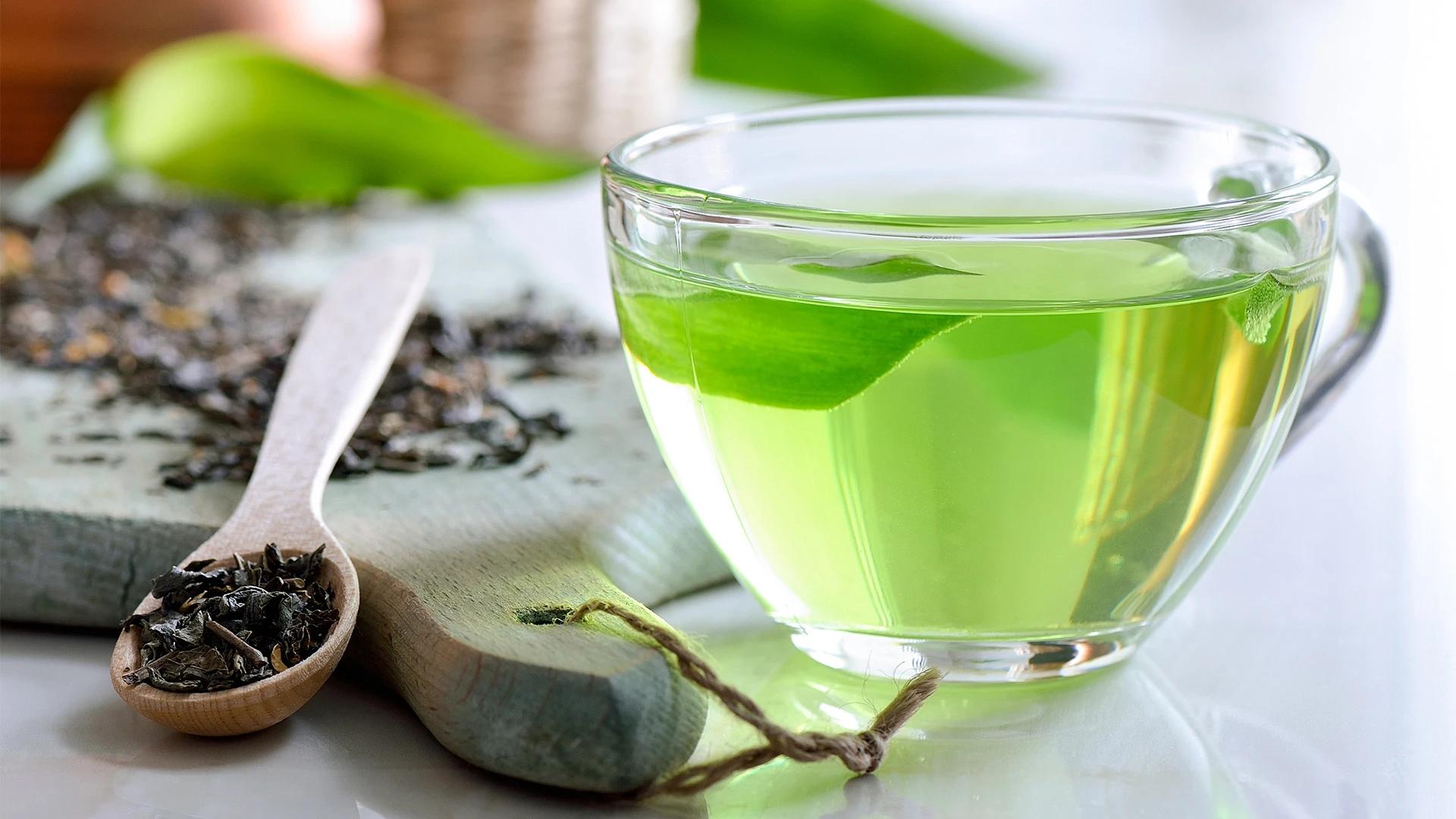 Green Tea on Empty Stomach: Expert Insights Revealed