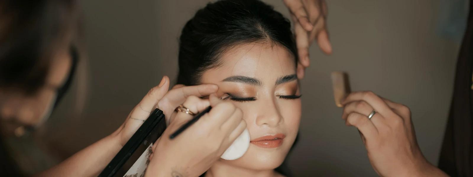 6 Ways to Prep Skin for Poreless Makeup