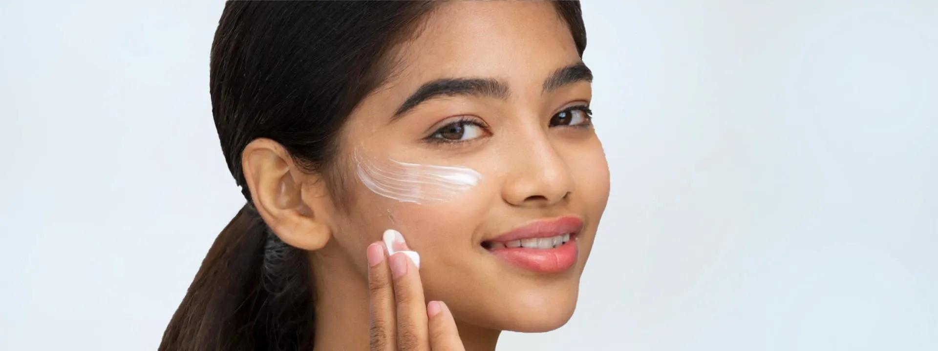 7 Best Gentle Cleansers for Sensitive Skin & Hydration