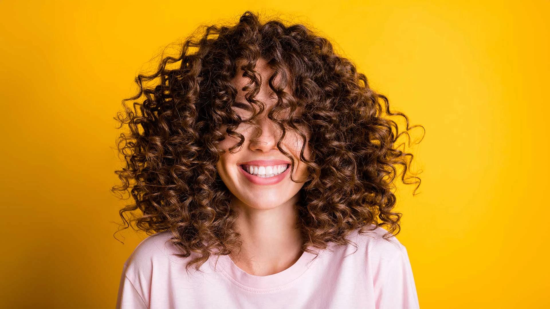 7 Best Leave-In Conditioners for Curly Hair Moisture & Shine