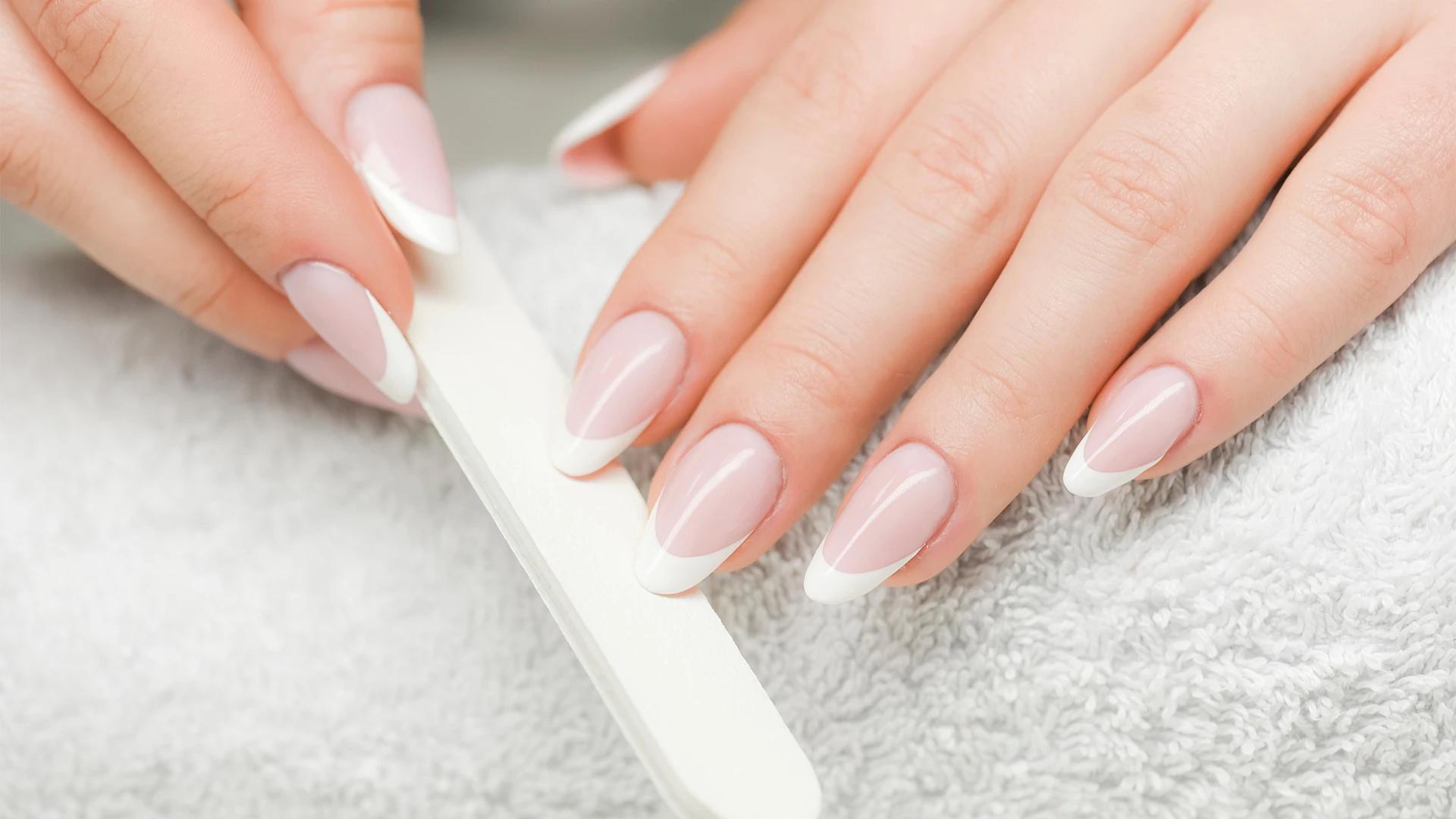 7 Glam But Super Easy Nail Art Designs
