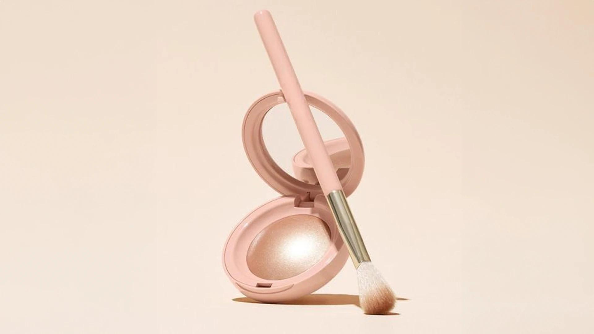 7 Must-Try Highlighter Techniques for Glowing Skin