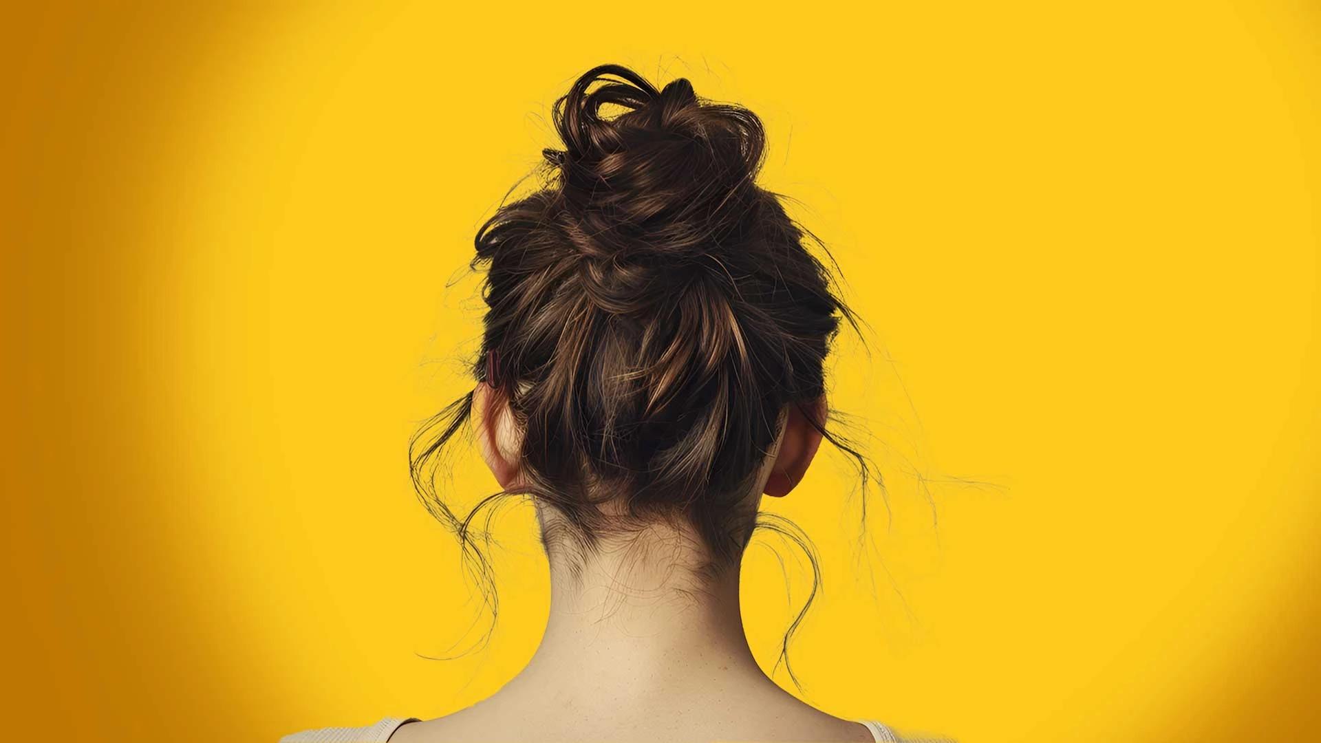 7 Stylish Scrunchie Trends to Try for Effortless Hair Looks