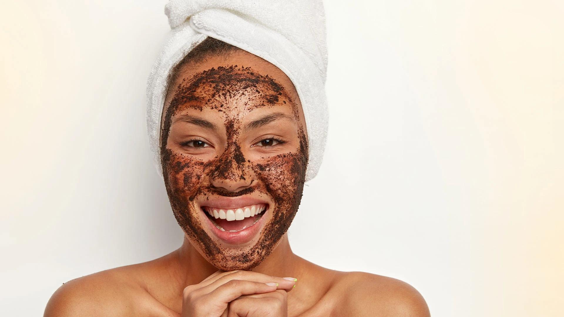 8 Surprising Benefits of Using a Coffee Scrub for Skin