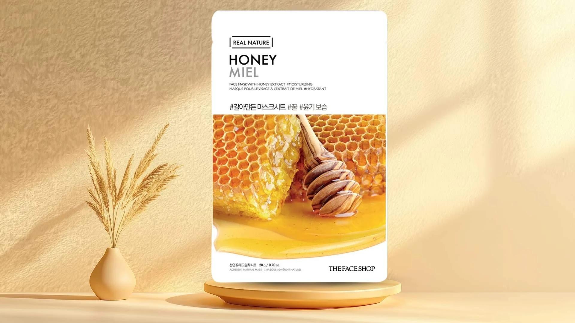 Expert Insights: DIY Face Packs for Glowing Skin at Home