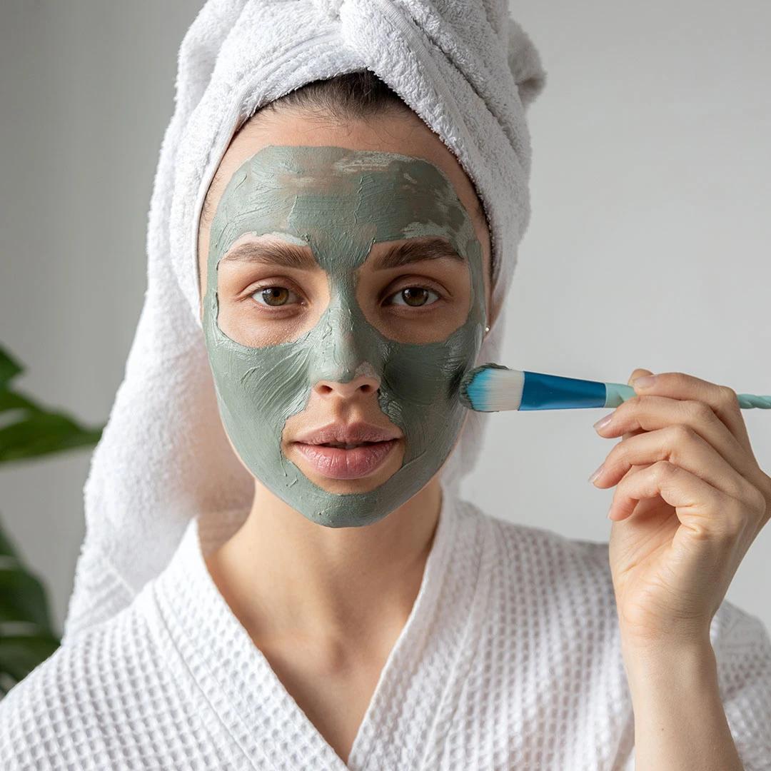 Discover the 6 Must-Have Facial Kits for Glowing Skin