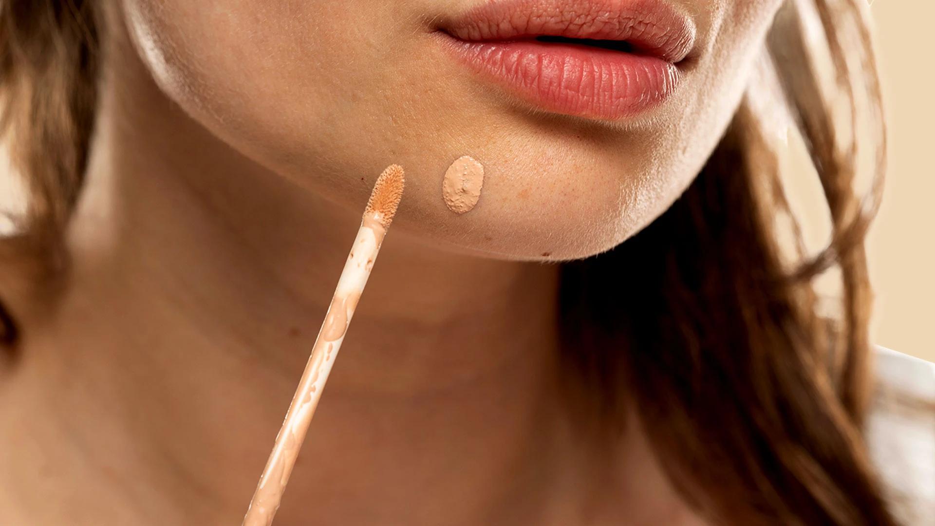 How Concealer for Dark Circles Enhances Your Under-Eye Look Over Time