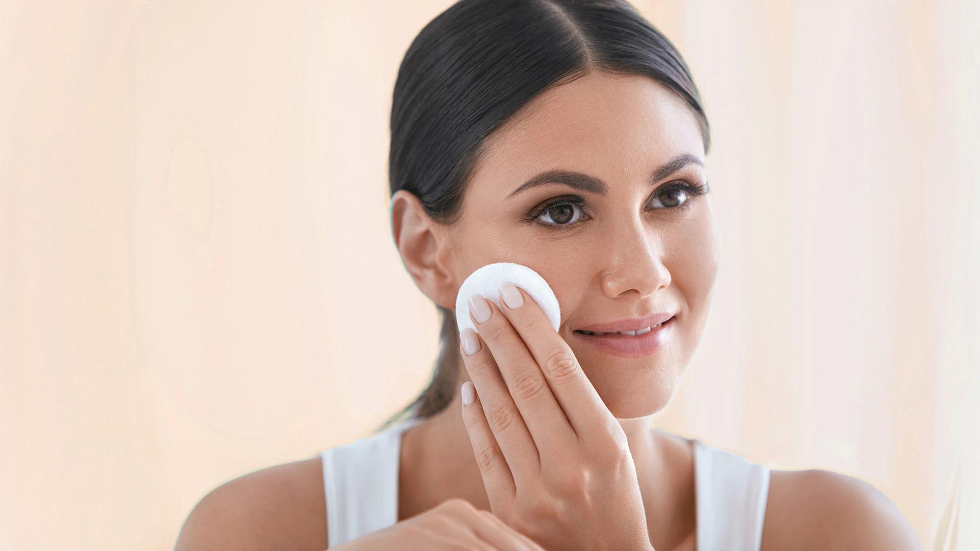 How to Choose the Perfect Toner for Dry, Sensitive Skin