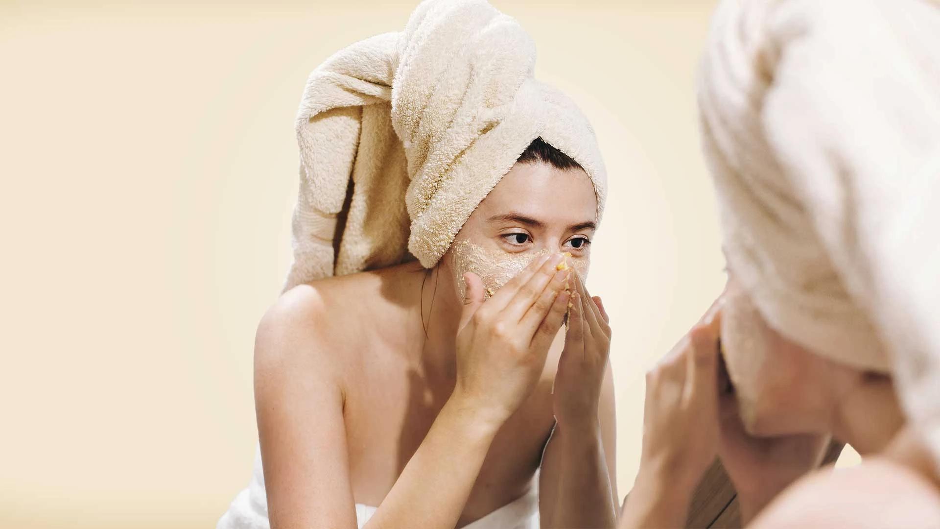 How to Create a DIY Soothing Face Mask at Home