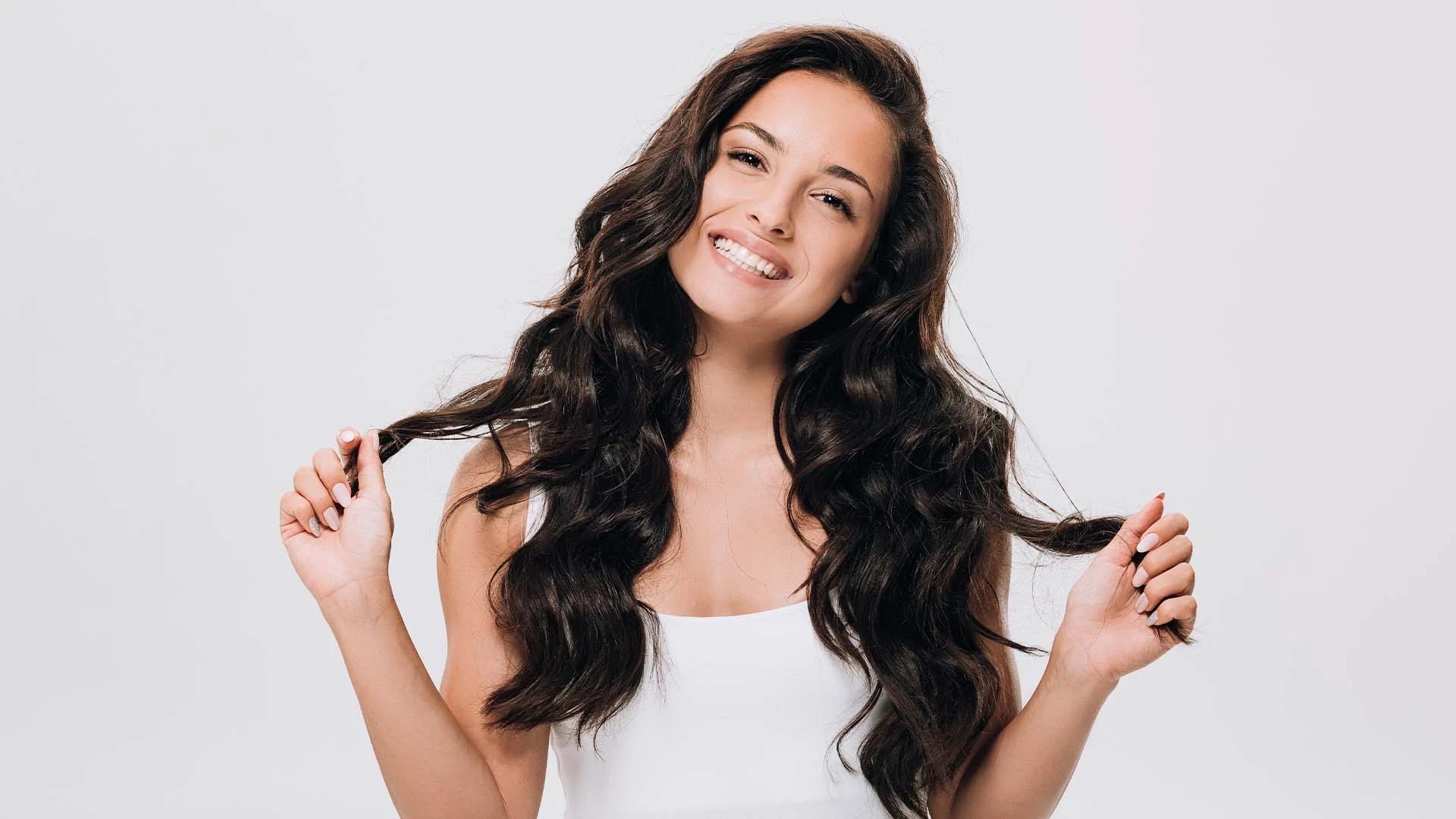 How to Enhance Your Natural Wavy Hair Texture