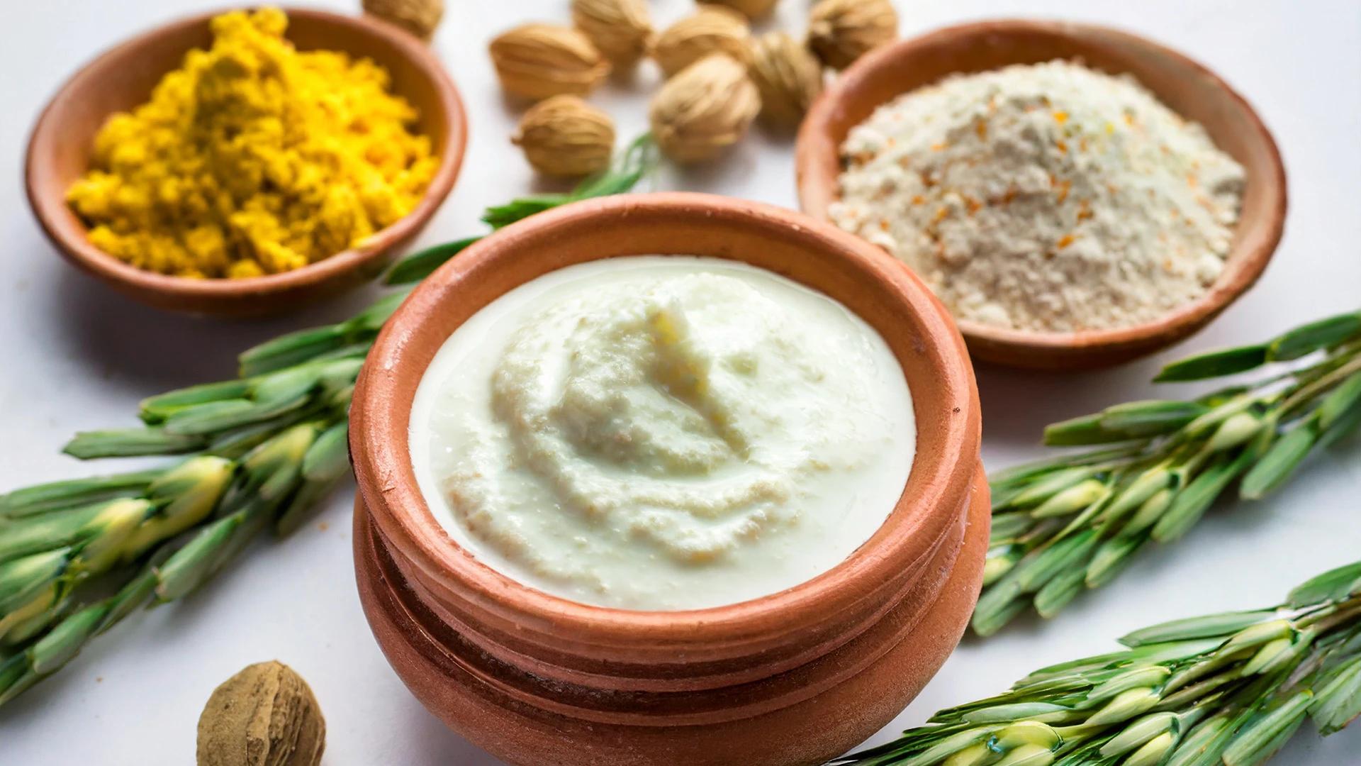 How to Make a Curd Hair Mask for Luscious Locks