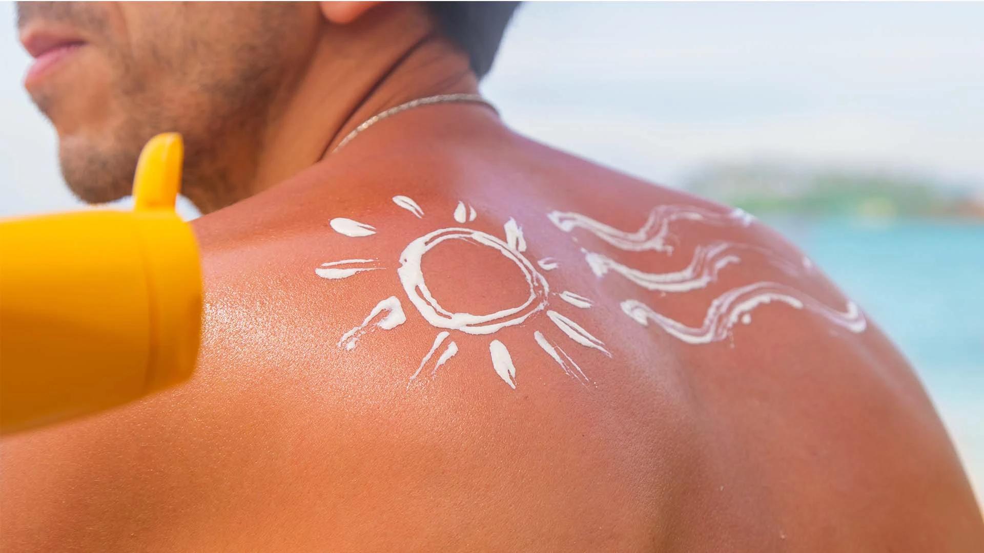How to Remove Sun Tan From Body: Men's Guide