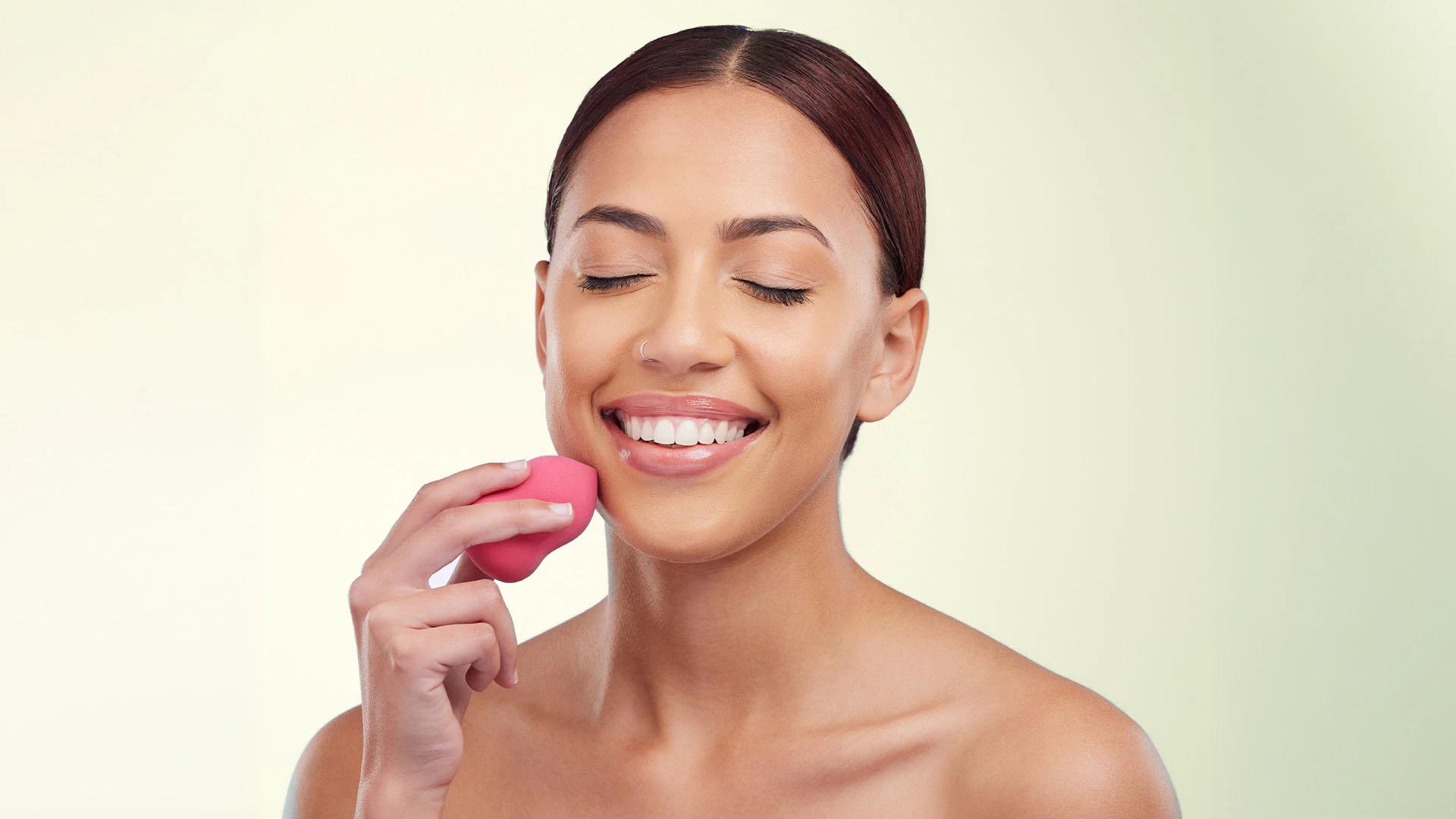 How to Use a Beauty Blender for Flawless Makeup Results