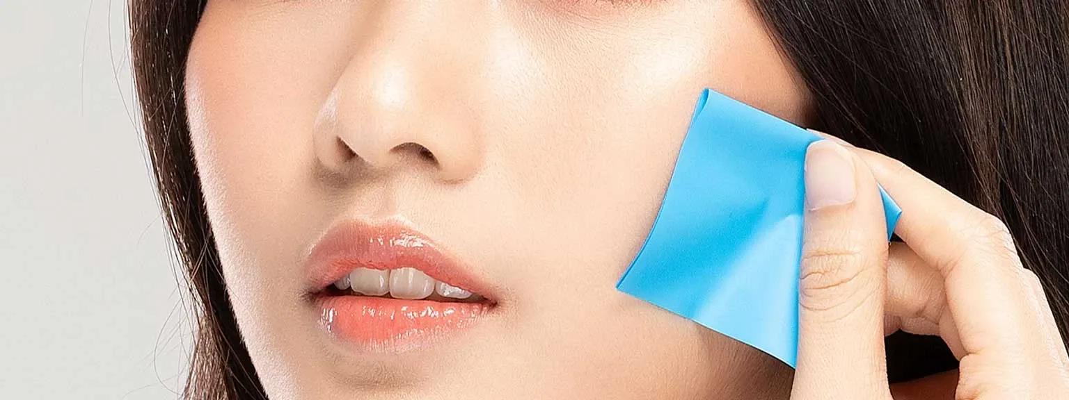 What is Oil Cleansing? Your Acne-Prone Indian Skin FAQ