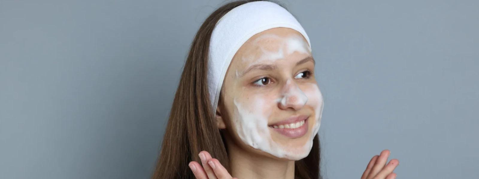 How Salicylic Acid Works for Clearer Skin