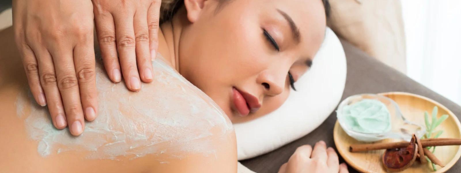 Lemon for Skin: Home Remedies vs. Clinical Treatments